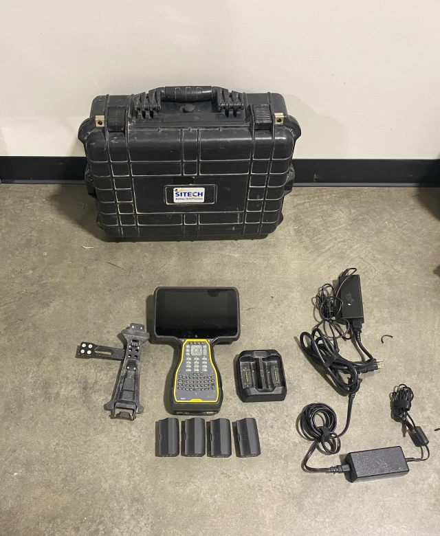 TRIMBLE TSC7 DATA COLLECTOR WITH SITEWORKS AND ACCESSORIES