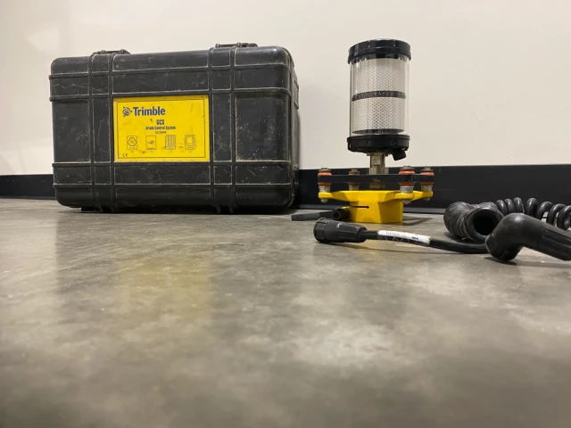 TRIMBLE MT900 RECEIVER|Trimble|Bulldozers